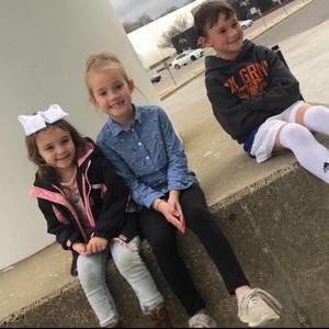 Meet your Posher, Lori